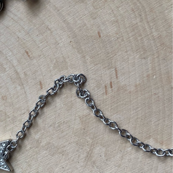 VTG- Roman- Y Lariat with Sparkling Stars on silver colored dainty chain - Picture 10 of 10